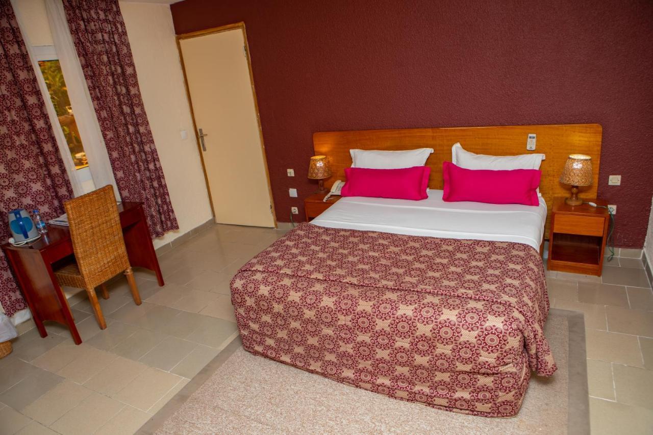 Hotel Le Marly Abidjan Exterior photo