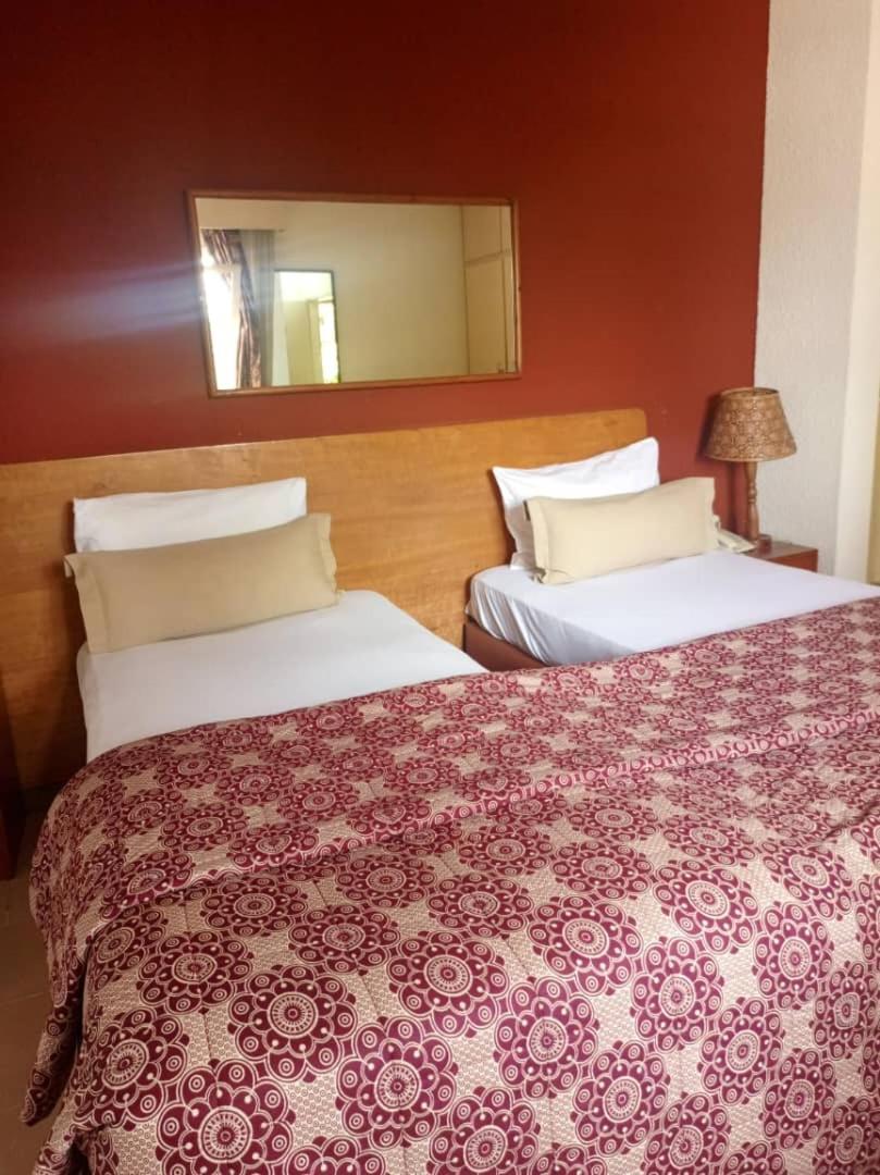 Hotel Le Marly Abidjan Exterior photo