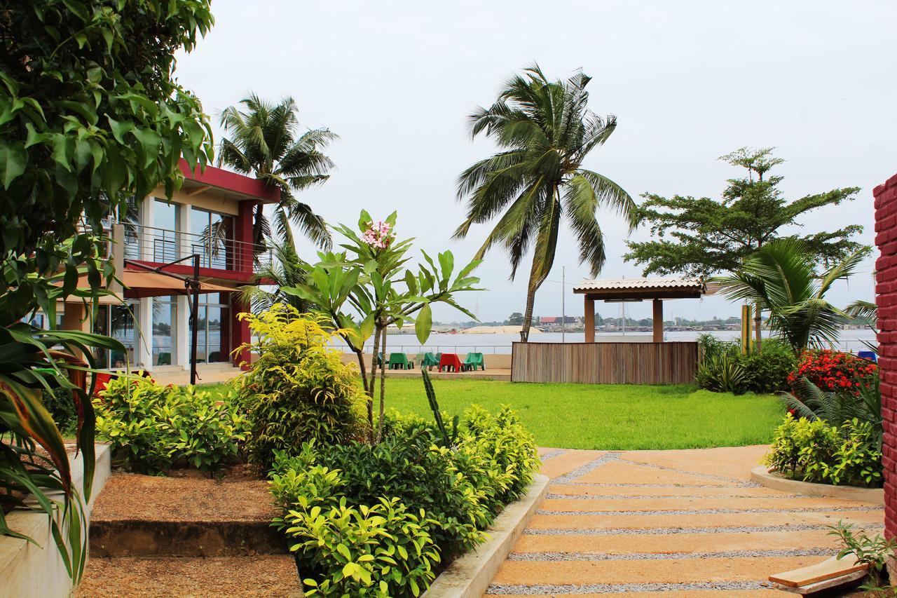 Hotel Le Marly Abidjan Exterior photo