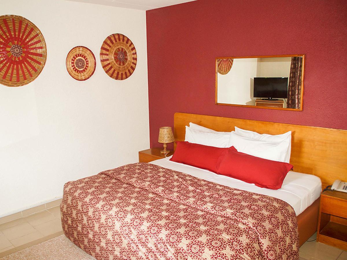 Hotel Le Marly Abidjan Exterior photo