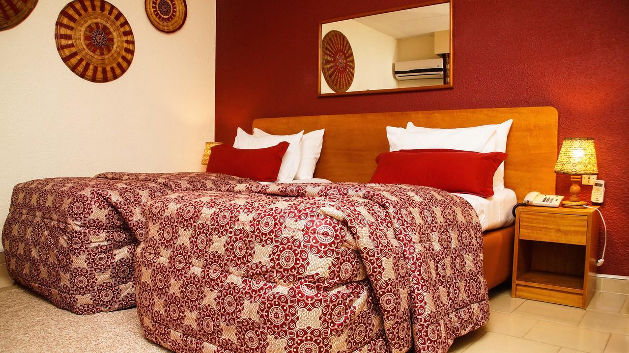 Hotel Le Marly Abidjan Exterior photo