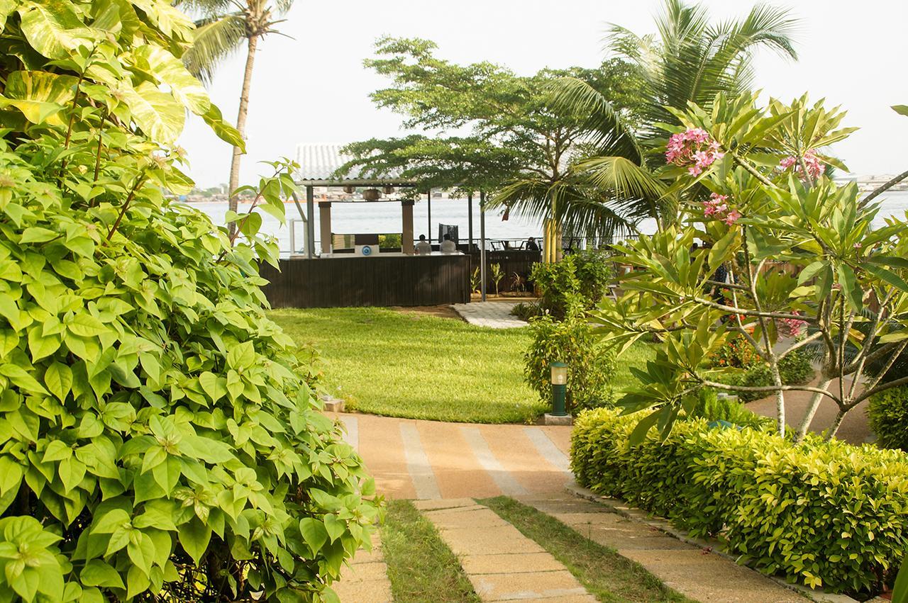 Hotel Le Marly Abidjan Exterior photo